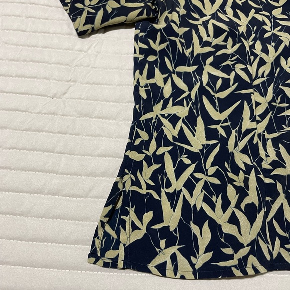 Vintage asian print. box cut button-down - Picture 3 of 4